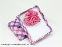 N-BR096682	&Idot;pek &Idot;&gbreve;ne Oyas&inodot; - Karanfil Bro&scedil;